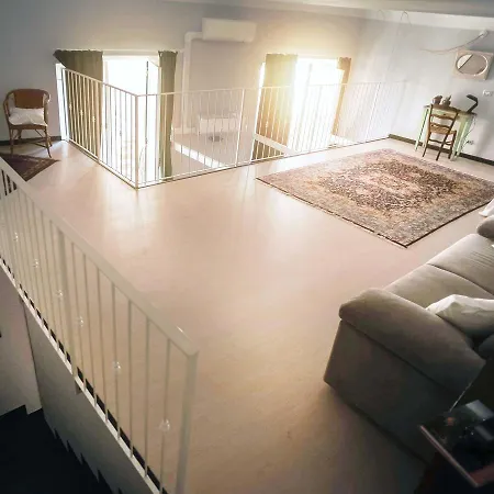 Trebbi Loft * Janov